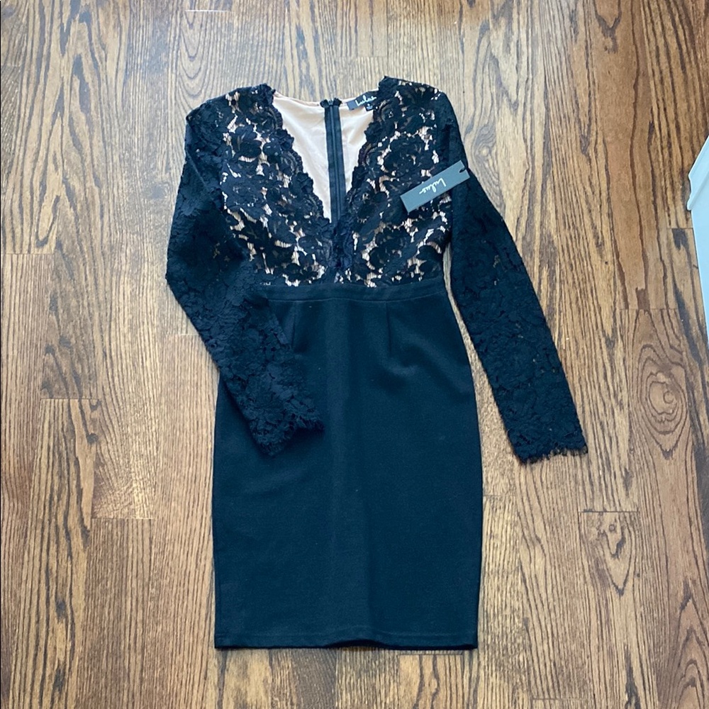 Elegant Black Lace Dress